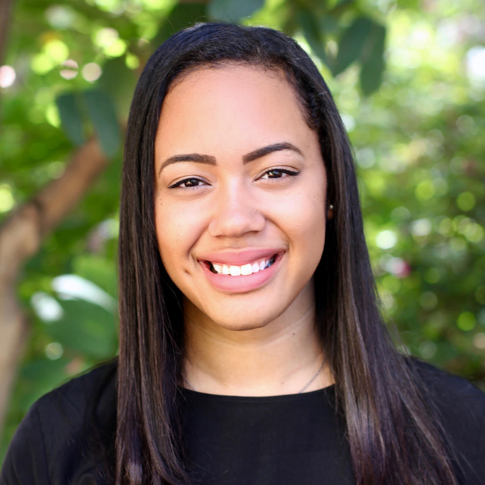 Tiana Lyew2020 AlumnaCurrent role: Coordinator, Global Public Relations at Bain & Company